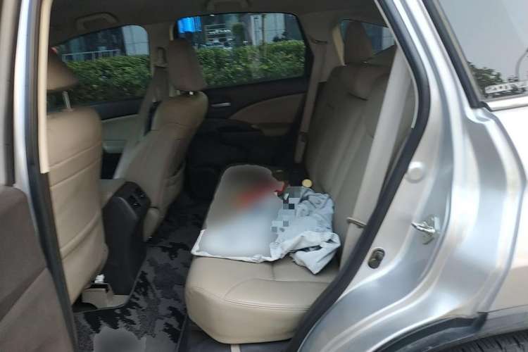 Used Honda CR-V 2012 2.0L two-wheel drive urban version Left Rear Seat