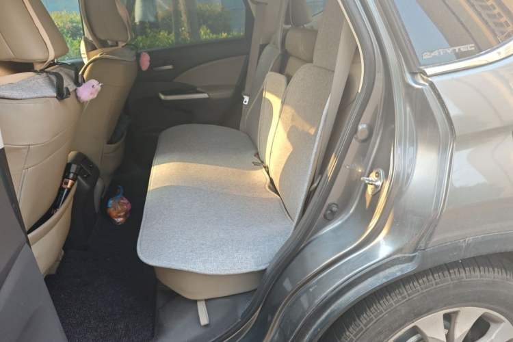 Used Honda CR-V 2012 2.4L four-wheel drive luxury version Left Rear Seat