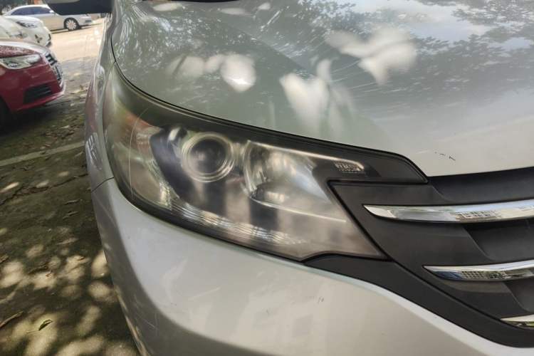 Used Honda CR-V 2012 2.0L two-wheel drive urban version Right Front Headlight