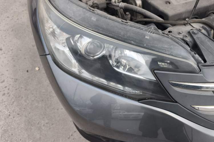 Used Honda CR-V 2012 2.4L four-wheel drive luxury version Right Front Headlight