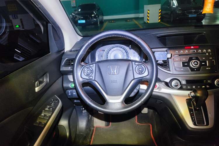 Used Honda CR-V 2012 2.4L four-wheel drive luxury version Steering Wheel