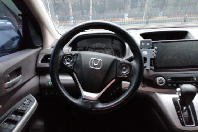 Used Honda CR-V 2012 2.4L four-wheel drive luxury version Steering Wheel