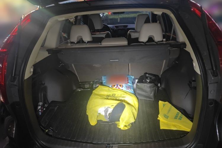 Used Honda CR-V 2012 2.4L four-wheel drive luxury version Trunk