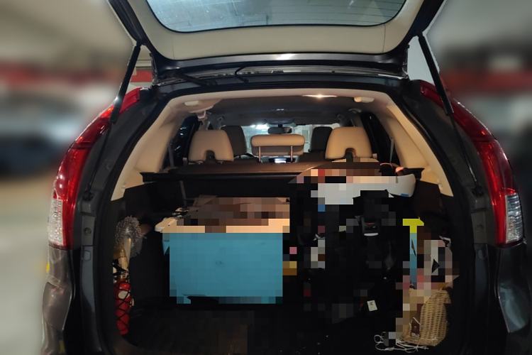 Used Honda CR-V 2012 2.4L four-wheel drive luxury version Trunk