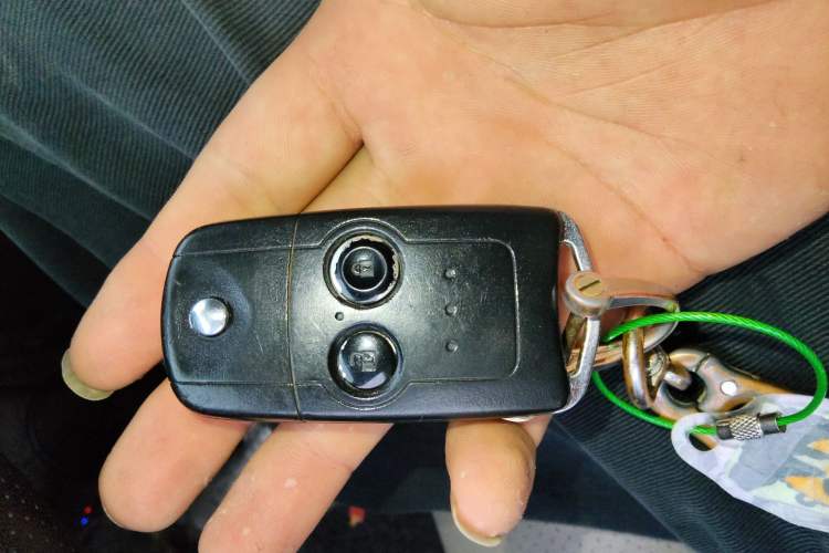 Used Honda CR-V 2012 2.0L two-wheel drive urban version Vehicle Key