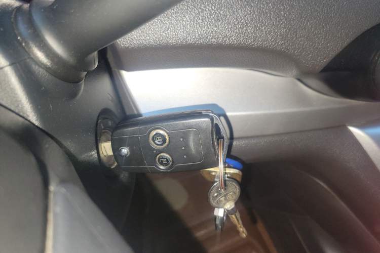 Used Honda CR-V 2012 2.0L two-wheel drive urban version Vehicle Key