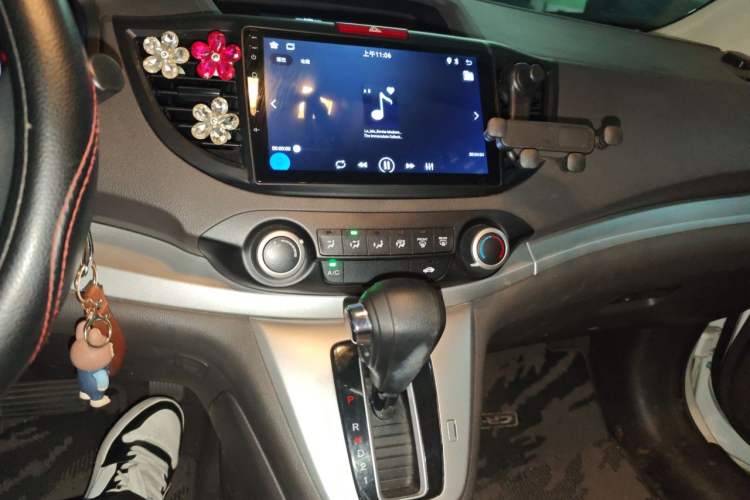 Used Honda CR-V 2012 2.0L two-wheel drive urban version Audio And AC Panel