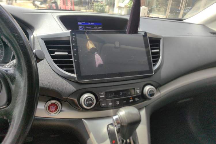 Used Honda CR-V 2012 2.4L four-wheel drive luxury version Audio And AC Panel