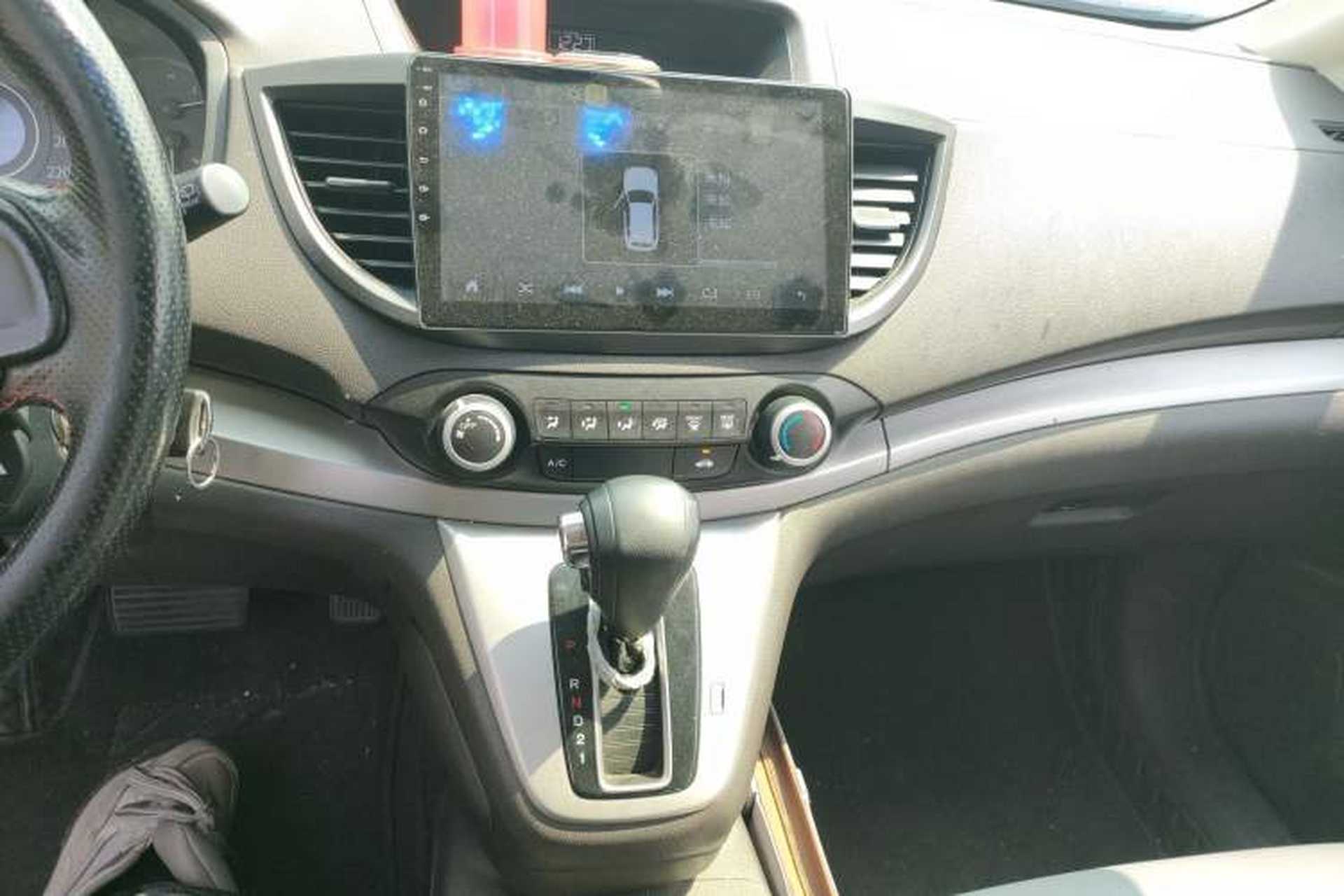 Used Honda CR-V 2012 2.0L two-wheel drive urban version Audio And AC Panel