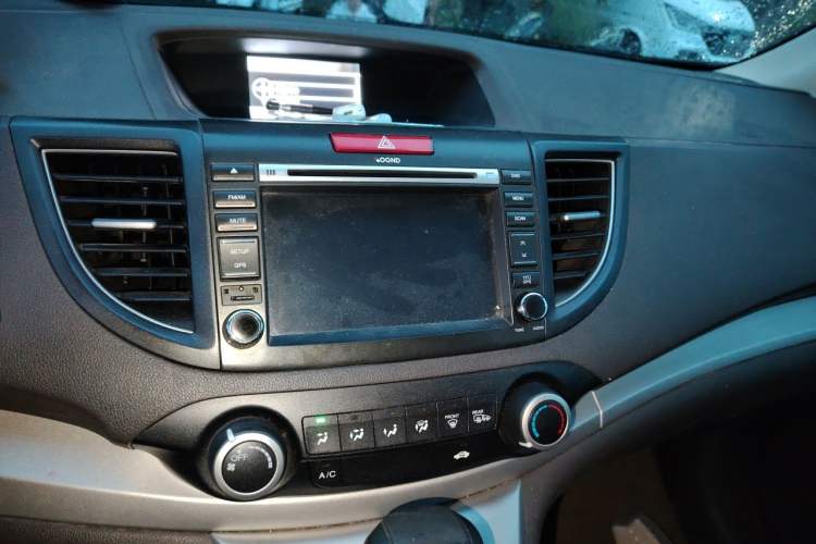 Used Honda CR-V 2012 2.0L Four-wheel Drive Classic Edition Audio And AC Panel