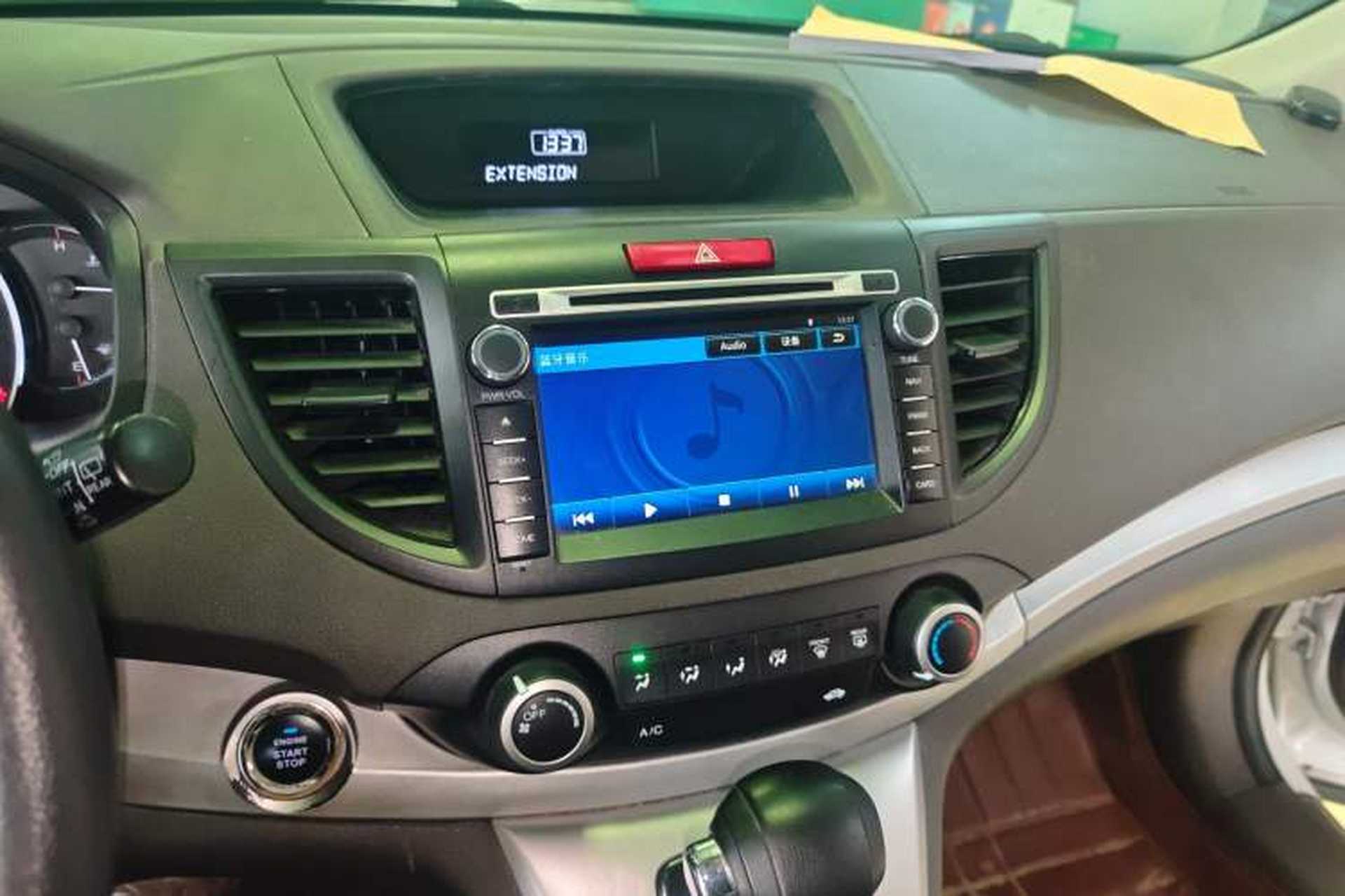 Used Honda CR-V 2012 2.0L two-wheel drive urban version Audio And AC Panel