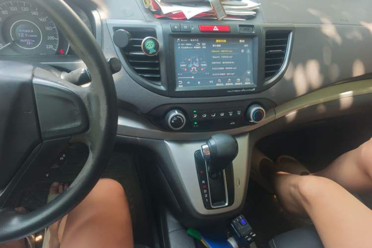 Used Honda CR-V 2012 2.0L two-wheel drive urban version Audio And AC Panel