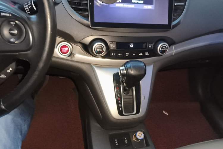 Used Honda CR-V 2012 2.4L four-wheel drive luxury version Audio And AC Panel