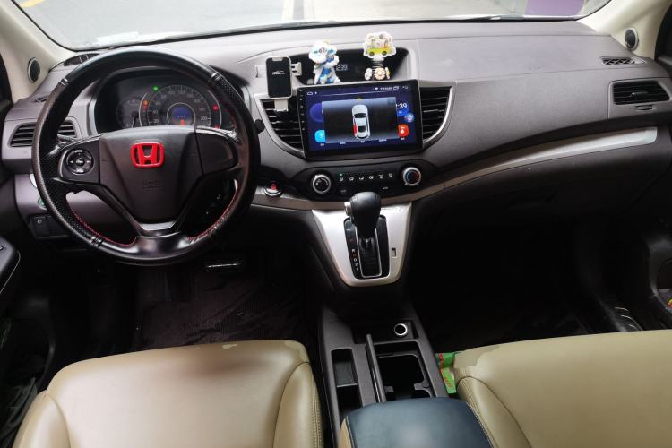 Used Honda CR-V 2012 2.0L two-wheel drive urban version Center Console