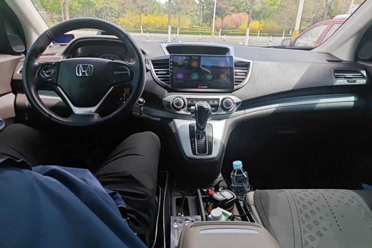 Used Honda CR-V 2012 2.0L Four-wheel Drive Classic Edition Center Console