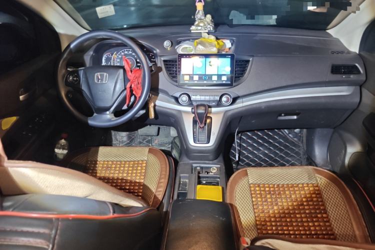 Used Honda CR-V 2012 2.0L two-wheel drive urban version Center Console