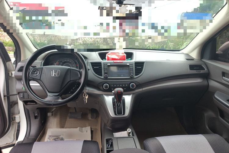 Used Honda CR-V 2012 2.0L two-wheel drive urban version Center Console
