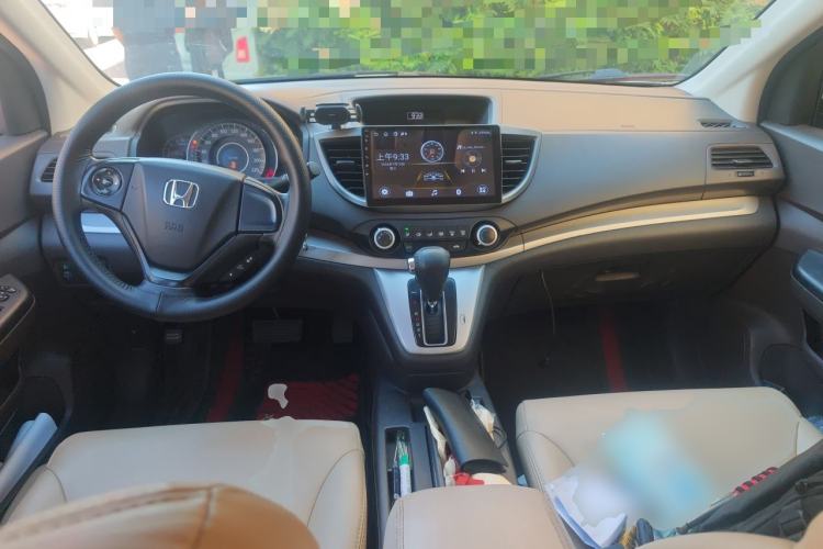 Used Honda CR-V 2012 2.0L two-wheel drive urban version Center Console
