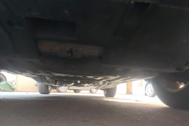 Used Honda CR-V 2012 2.4L four-wheel drive luxury version Chassis Front