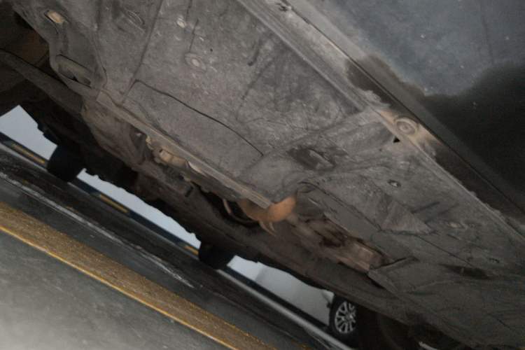 Used Honda CR-V 2012 2.0L two-wheel drive urban version Chassis Front