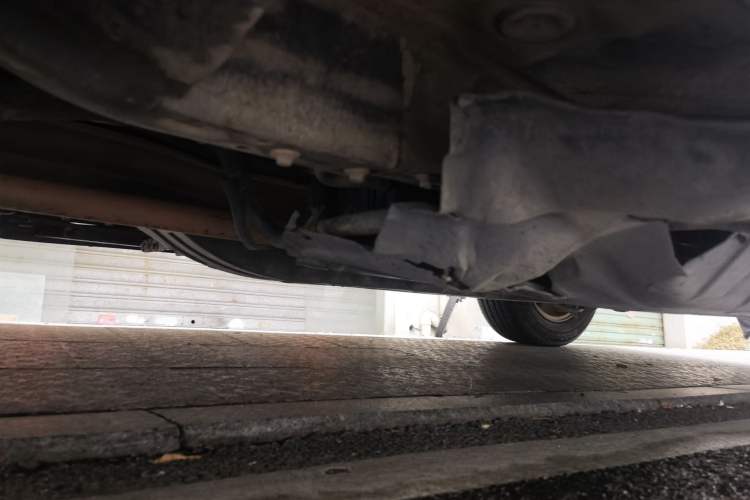 Used Honda CR-V 2012 2.0L two-wheel drive urban version Chassis Front Left
