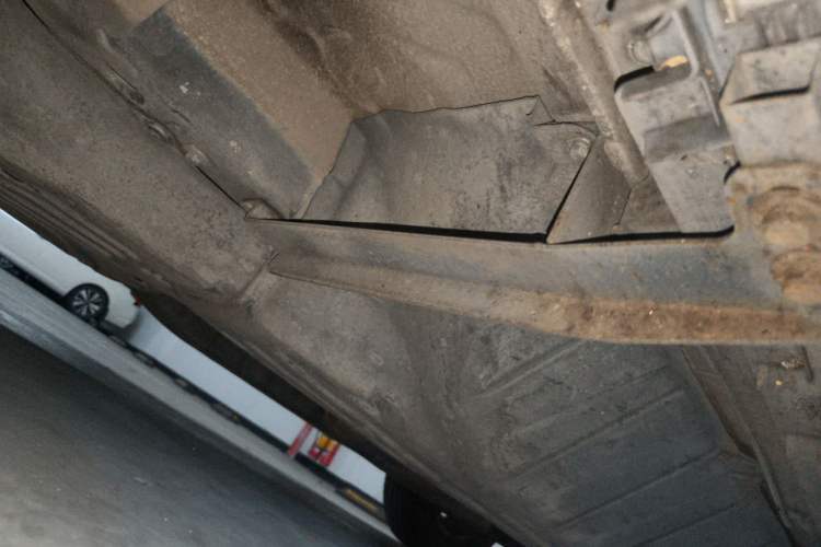 Used Honda CR-V 2012 2.0L two-wheel drive urban version Chassis Front Left