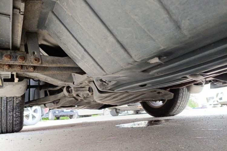 Used Honda CR-V 2012 2.4L four-wheel drive luxury version Chassis Front Left
