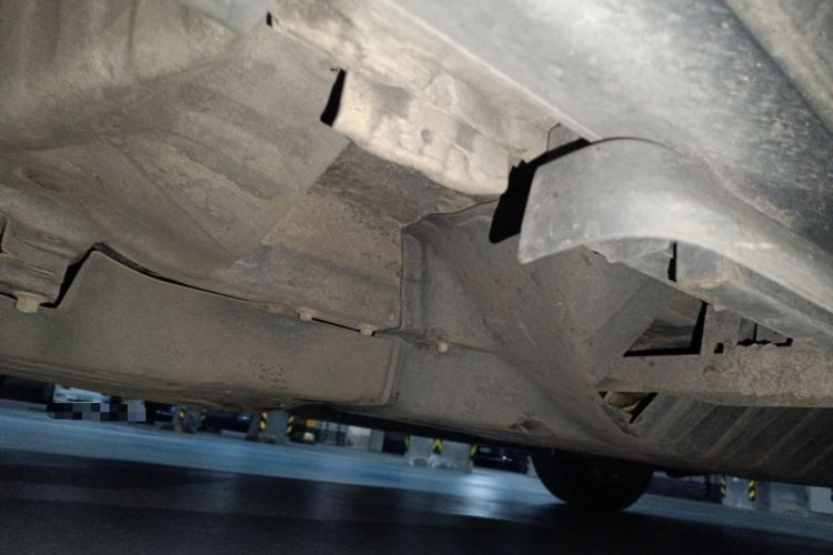 Used Honda CR-V 2012 2.0L two-wheel drive urban version Chassis Front Left