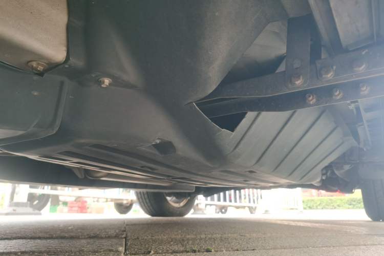 Used Honda CR-V 2012 2.4L four-wheel drive luxury version Chassis Front Left