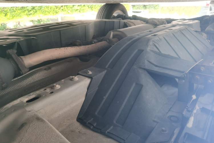Used Honda CR-V 2012 2.4L four-wheel drive luxury version Chassis Front Right