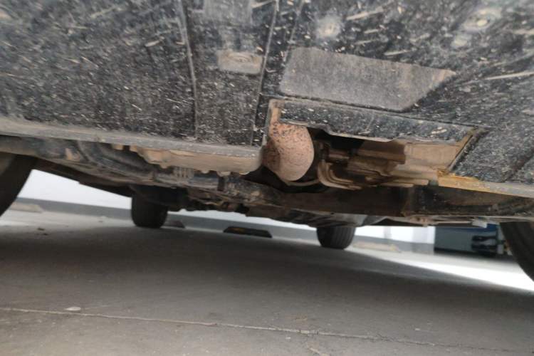 Used Honda CR-V 2012 2.0L two-wheel drive urban version Chassis Front