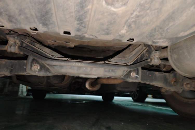 Used Honda CR-V 2012 2.0L two-wheel drive urban version Chassis Rear