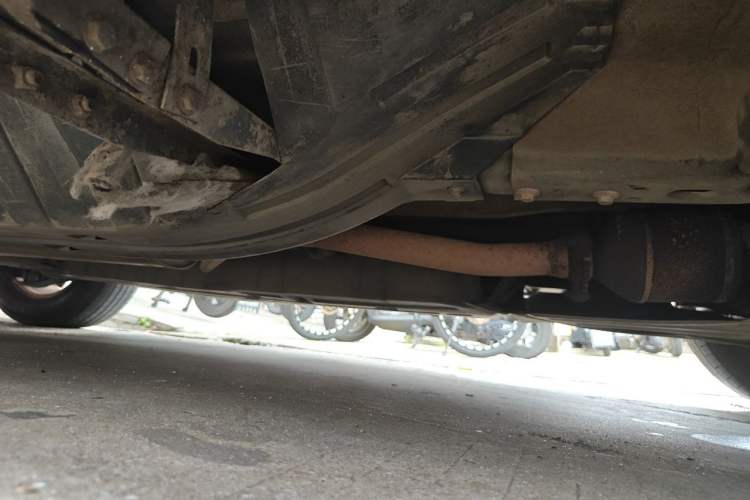 Used Honda CR-V 2012 2.4L four-wheel drive luxury version Chassis Rear