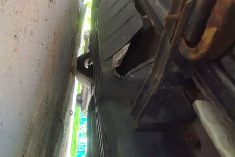 Used Honda CR-V 2012 2.4L four-wheel drive luxury version Chassis Rear Left
