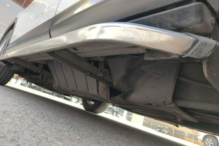Used Honda CR-V 2012 2.4L four-wheel drive luxury version Chassis Rear Left