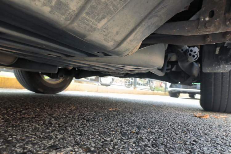 Used Honda CR-V 2012 2.4L four-wheel drive luxury version Chassis Rear Left
