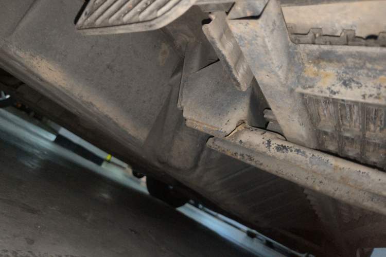 Used Honda CR-V 2012 2.0L two-wheel drive urban version Chassis Rear Right