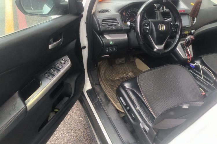 Used Honda CR-V 2012 2.4L four-wheel drive luxury version Driver Seat