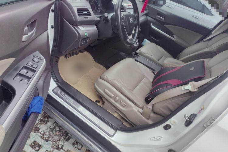 Used Honda CR-V 2012 2.4L four-wheel drive luxury version Driver Seat