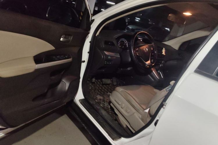 Used Honda CR-V 2012 2.4L four-wheel drive luxury version Driver Seat