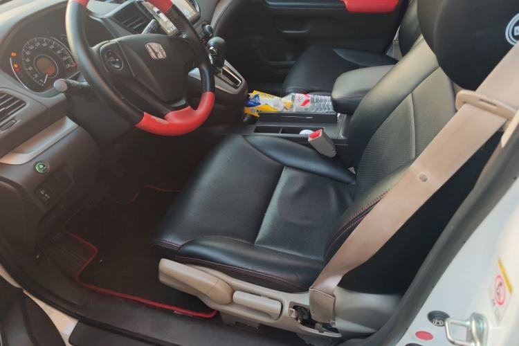 Used Honda CR-V 2012 2.0L two-wheel drive urban version Driver Seat