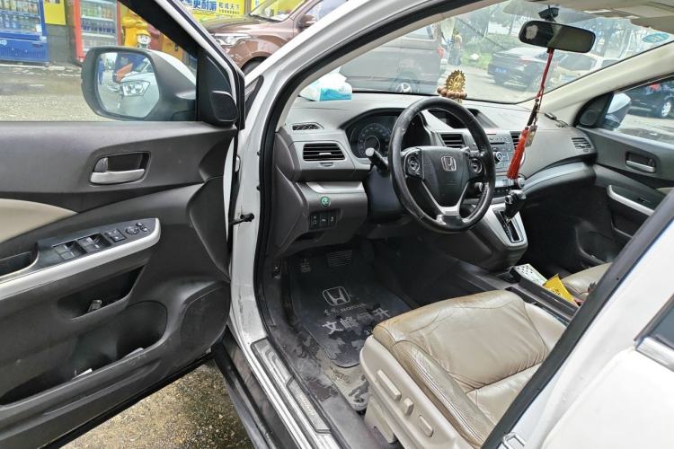Used Honda CR-V 2012 2.0L two-wheel drive urban version Driver Seat