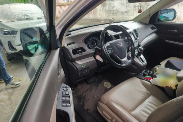 Used Honda CR-V 2012 2.4L four-wheel drive luxury version Driver Seat