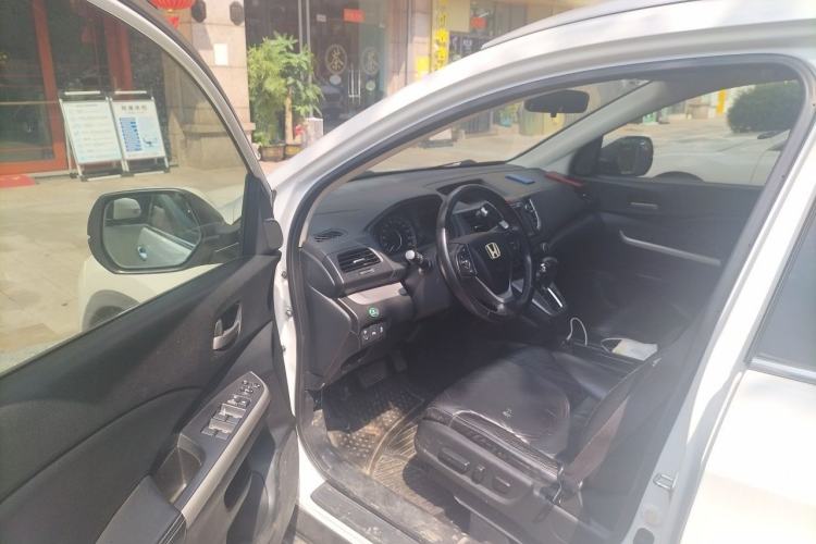 Used Honda CR-V 2012 2.4L four-wheel drive luxury version Driver Seat