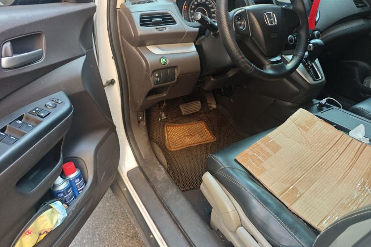 Used Honda CR-V 2012 2.0L two-wheel drive urban version Driver Seat