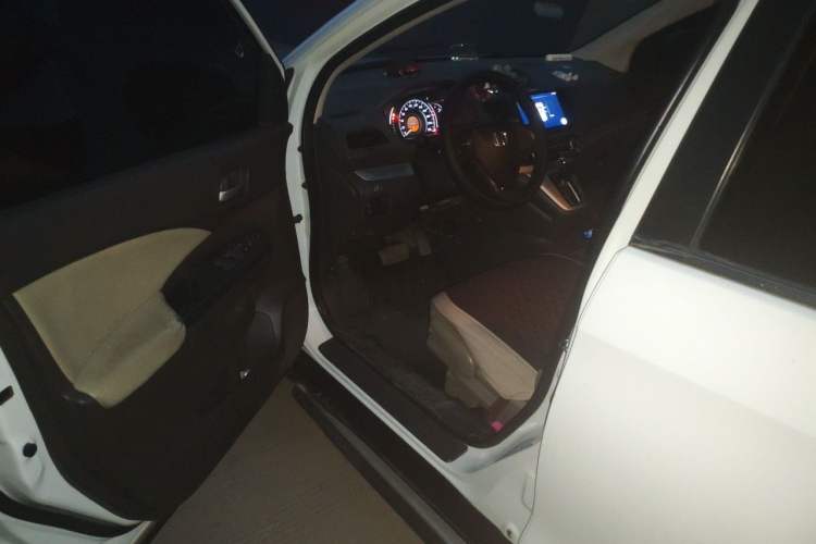 Used Honda CR-V 2012 2.0L two-wheel drive urban version Driver Seat