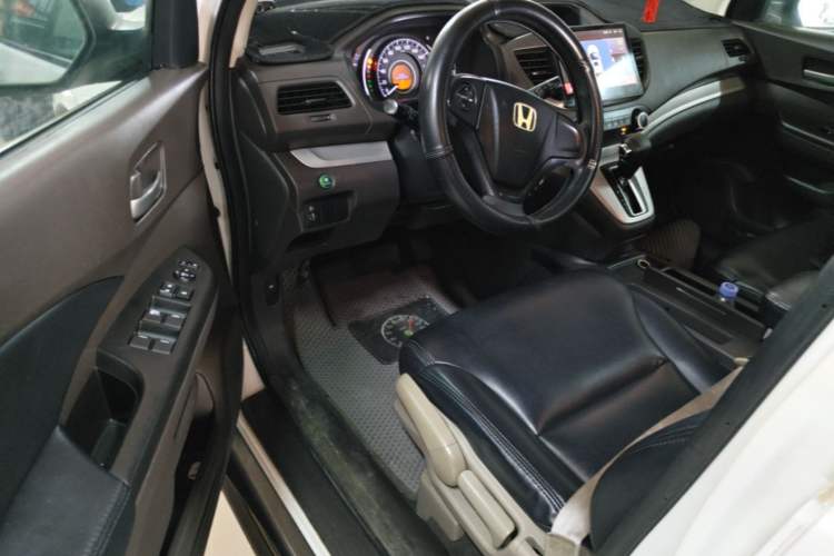 Used Honda CR-V 2012 2.0L two-wheel drive urban version Driver Seat
