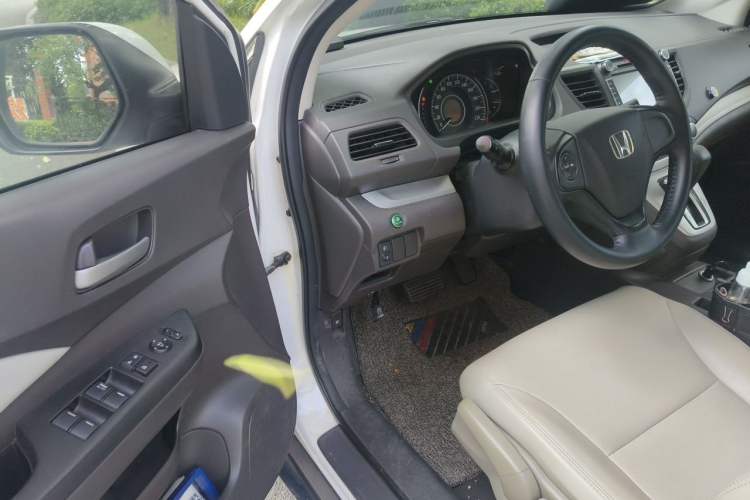 Used Honda CR-V 2012 2.0L two-wheel drive urban version Driver Seat