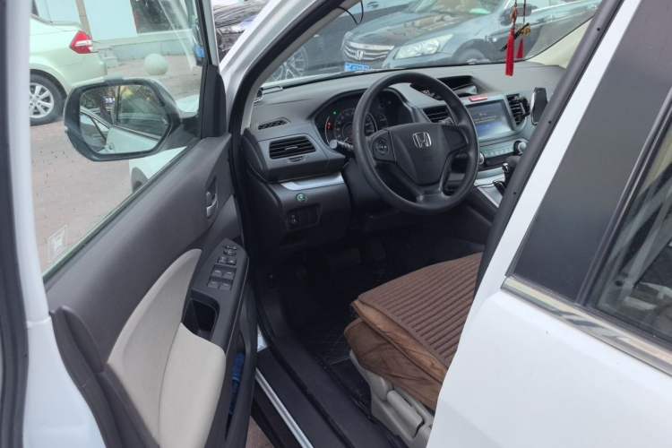 Used Honda CR-V 2012 2.0L two-wheel drive urban version Driver Seat
