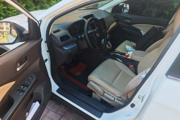 Used Honda CR-V 2012 2.0L two-wheel drive urban version Driver Seat
